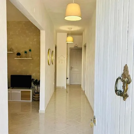 דירה House Ermionida Thermisía